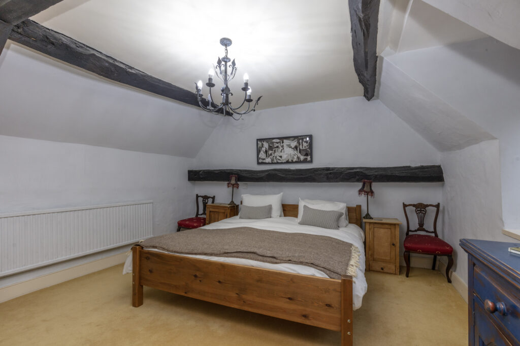 Danby Lodge 6